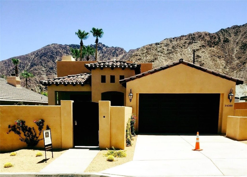 54380 Avenida Martinez Property Photo 1