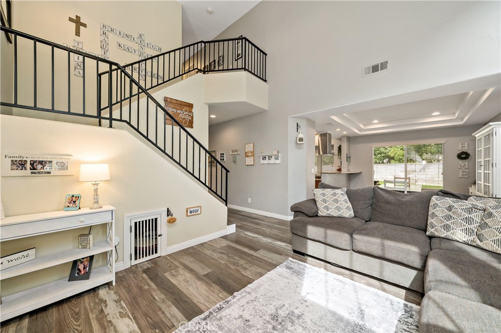 39802 De Vendome Court Property Photo 7