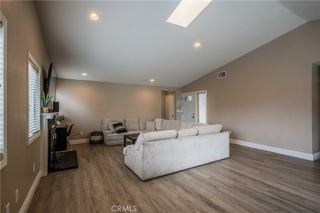 936 Lake Meadow Court Property Photo 10