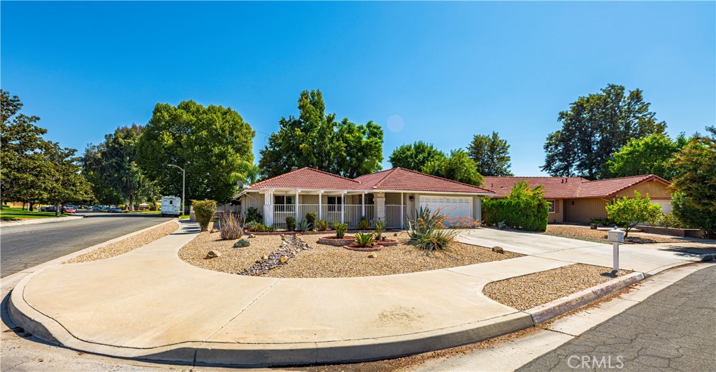 1186 Bottle Tree Way Property Photo 3