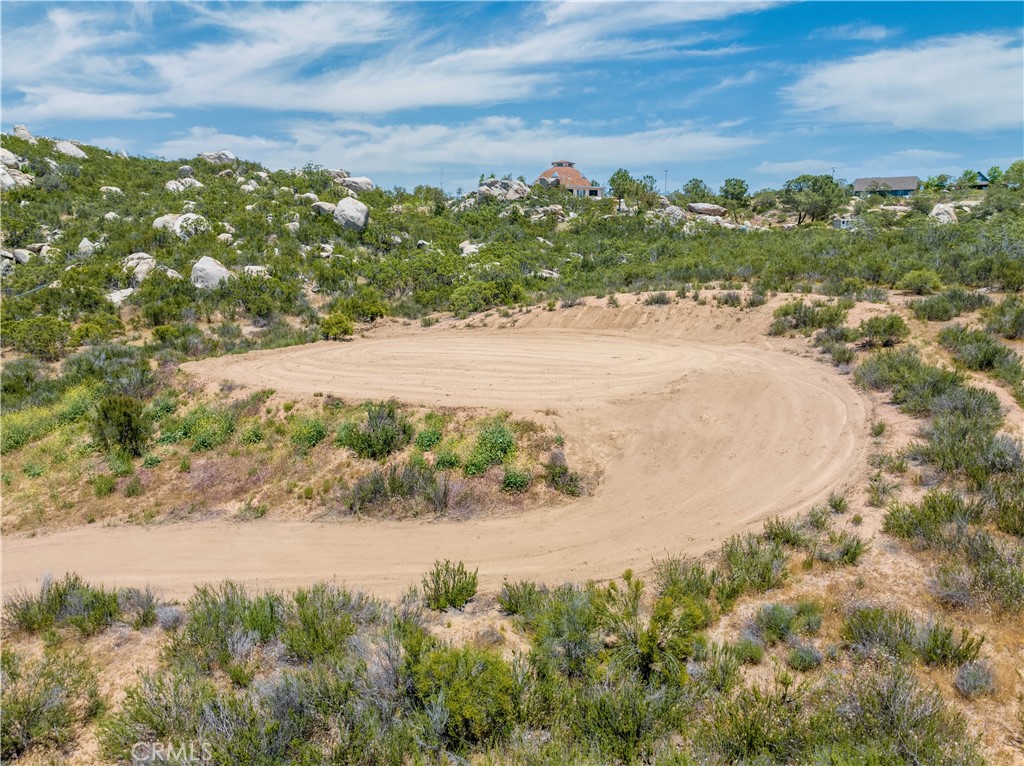712 Rolling Hills Drive Property Photo 1