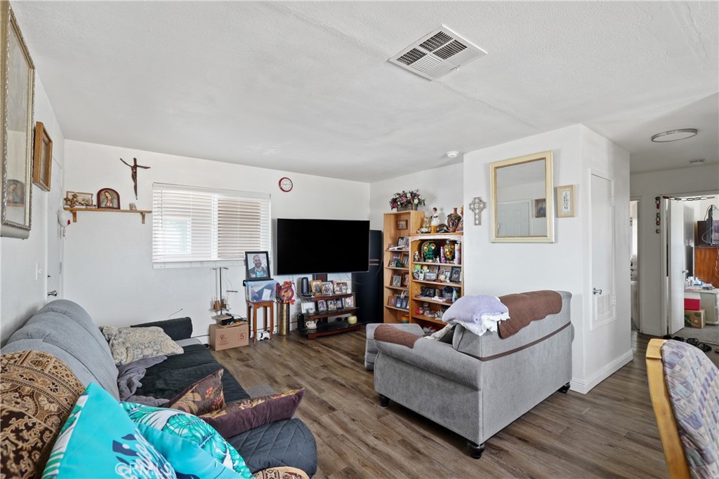 216 Beach Avenue Property Photo 15