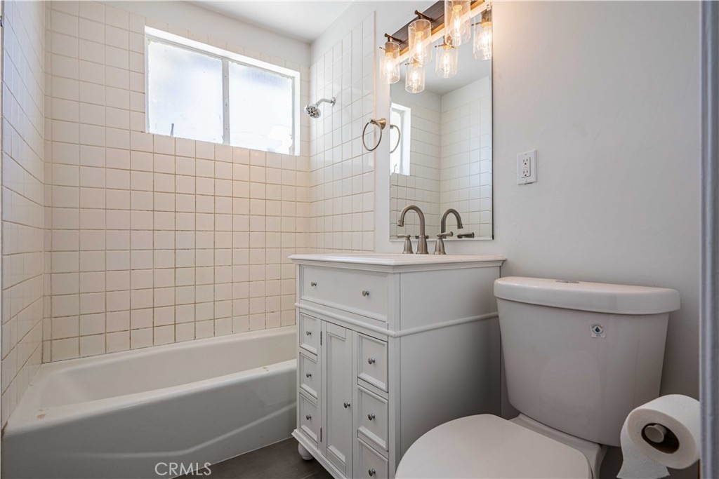 73163 Sun Valley Drive Property Photo 10