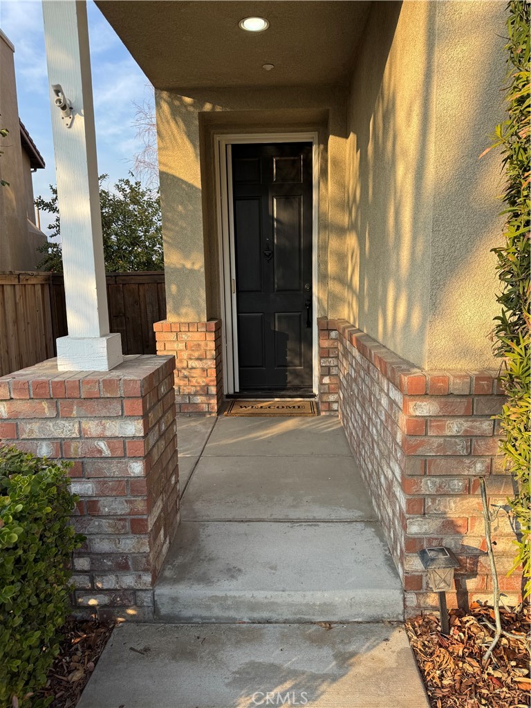 1665 Valley Falls Avenue Property Photo 3