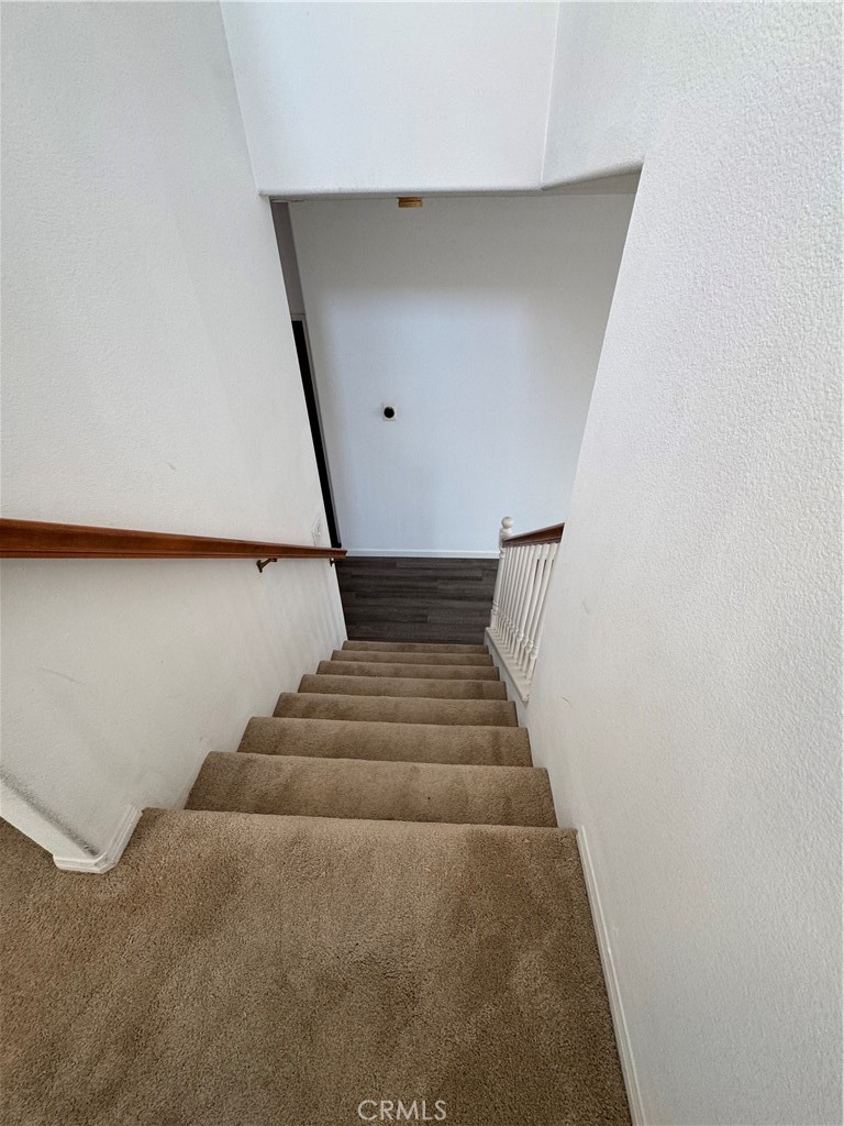 1665 Valley Falls Avenue Property Photo 8