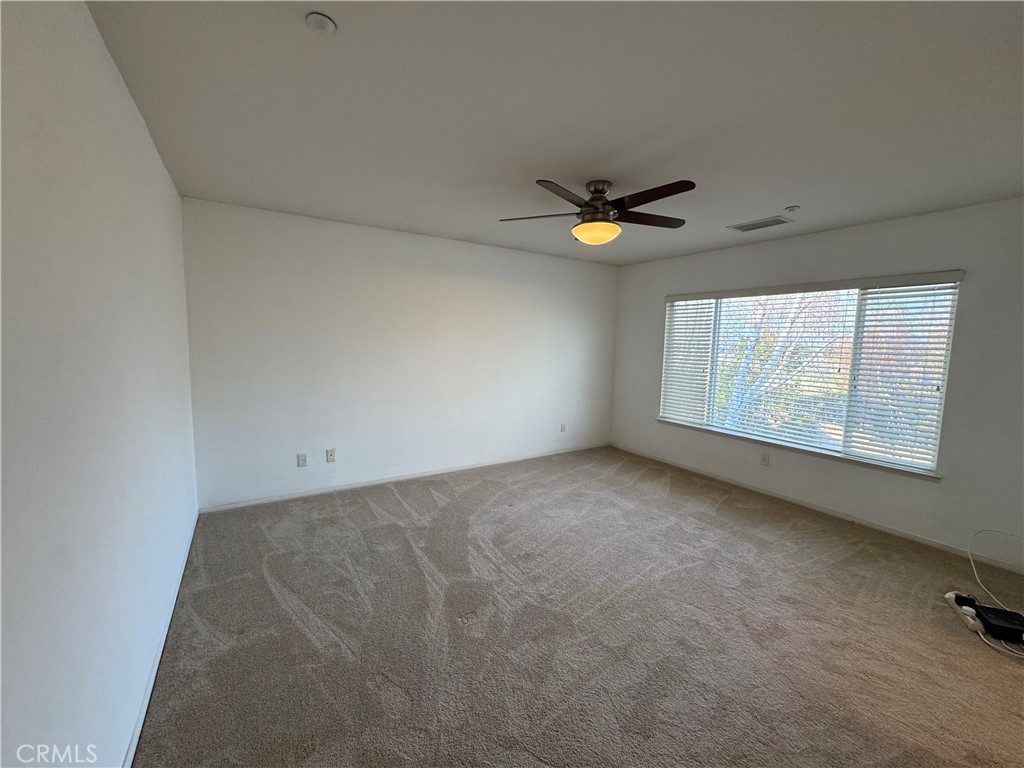1665 Valley Falls Avenue Property Photo 10