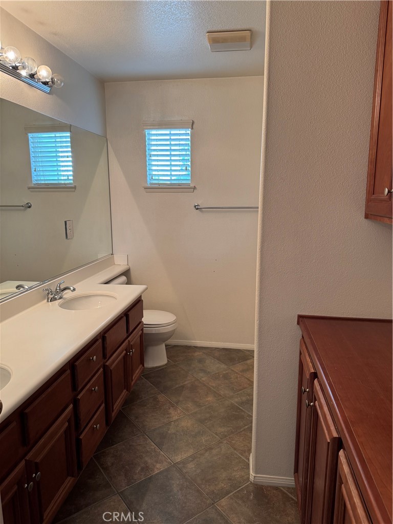 1665 Valley Falls Avenue Property Photo 13