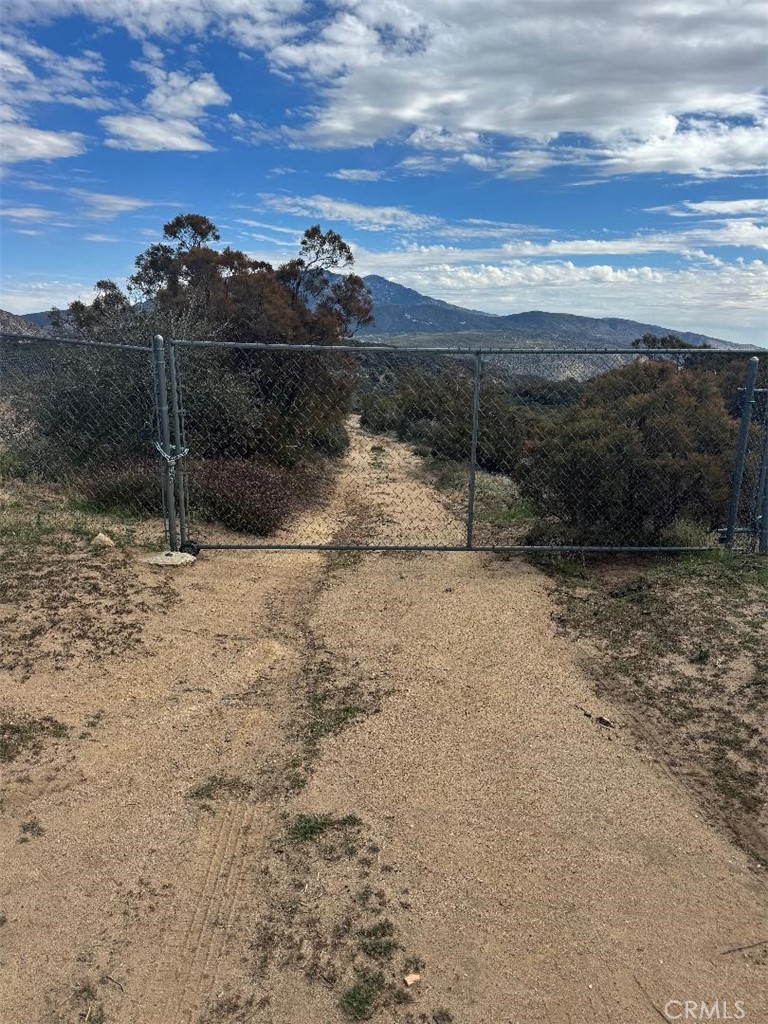 0 Table Mountain Truck Trail Property Photo 1