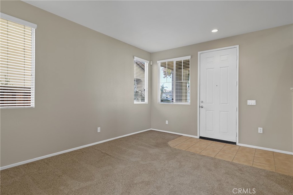 29250 Castlewood Drive Property Photo 4