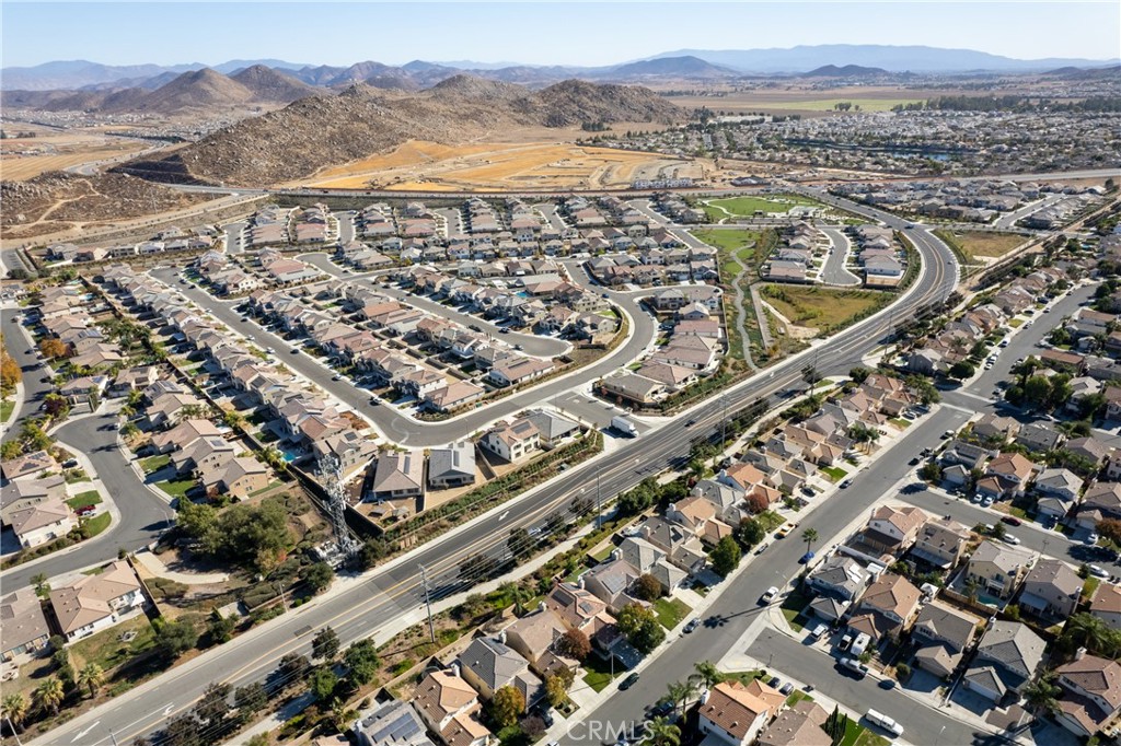 29250 Castlewood Drive Property Photo 47