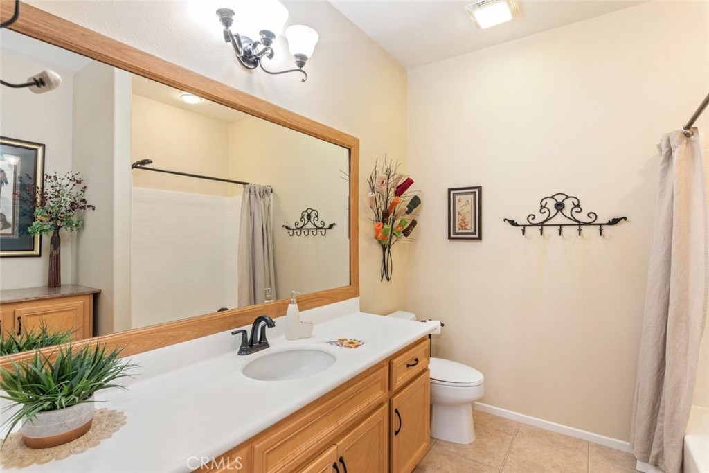 1643 Beaver B Property Photo 16