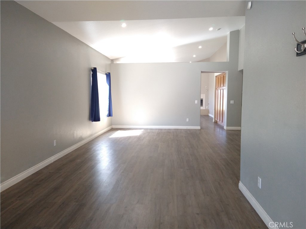 16165 Via Ultimo Property Photo 4