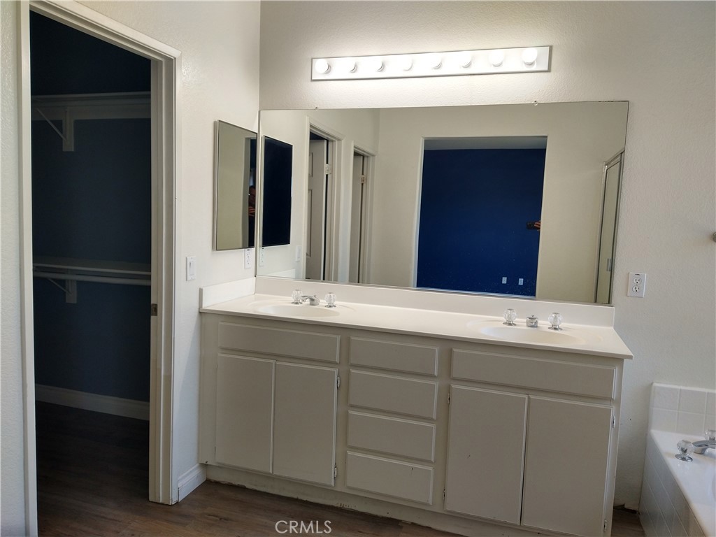 16165 Via Ultimo Property Photo 25