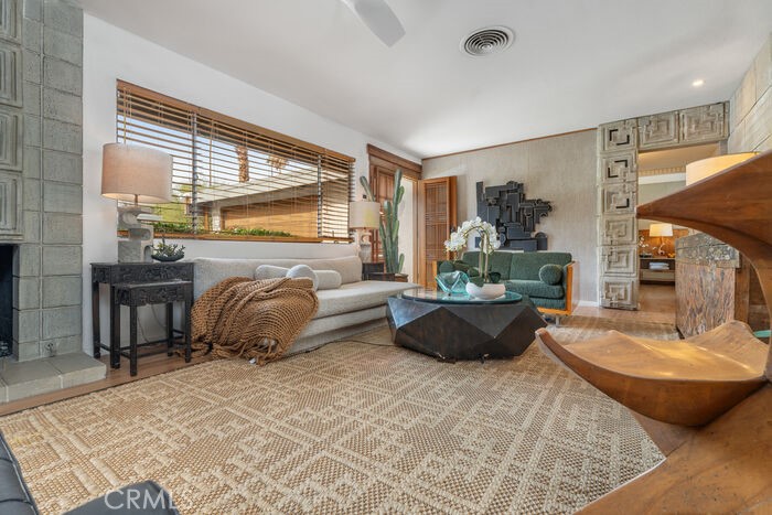 2466 N Girasol Avenue Property Photo 9