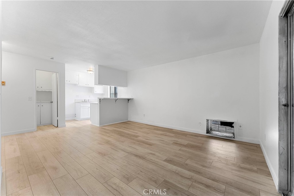 2122 S Acama Street 2122 Property Photo 6