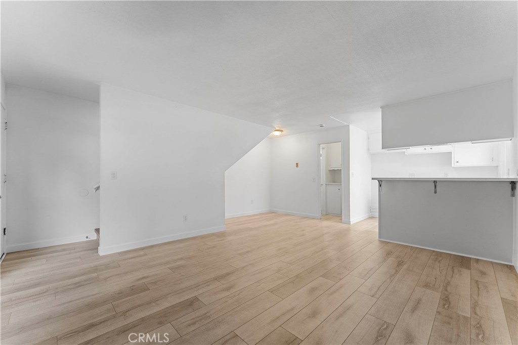 2122 S Acama Street 2122 Property Photo 7