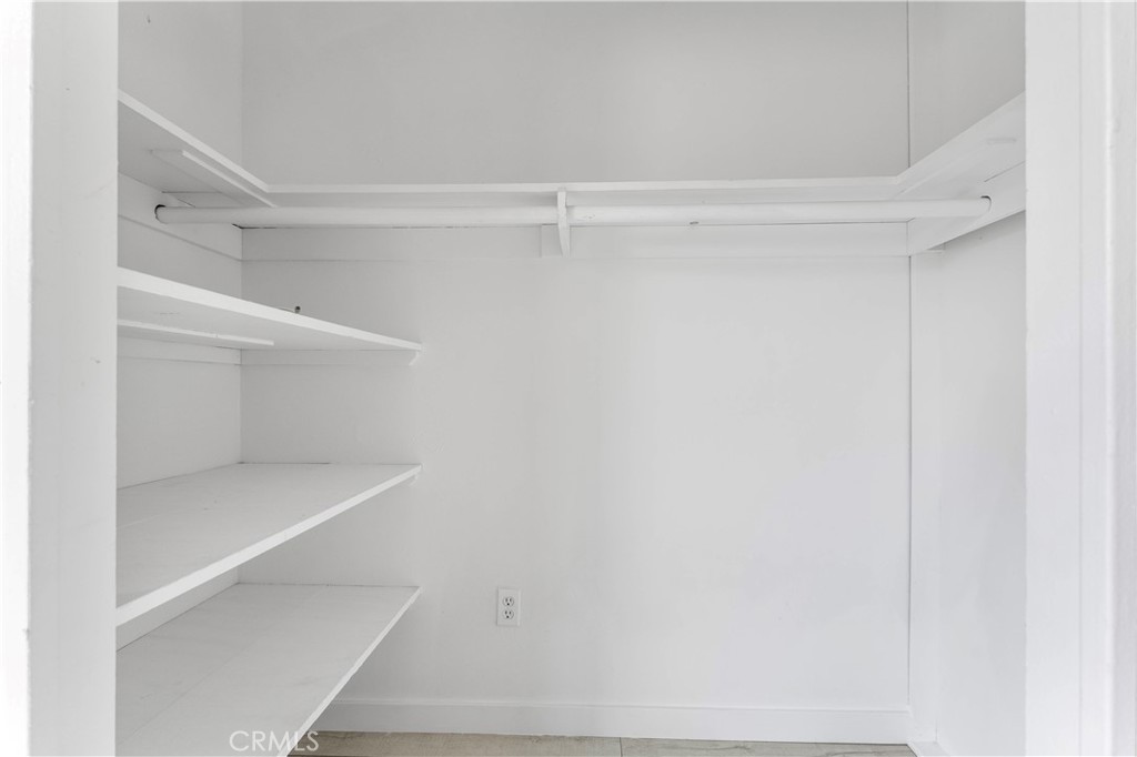 2122 S Acama Street 2122 Property Photo 15