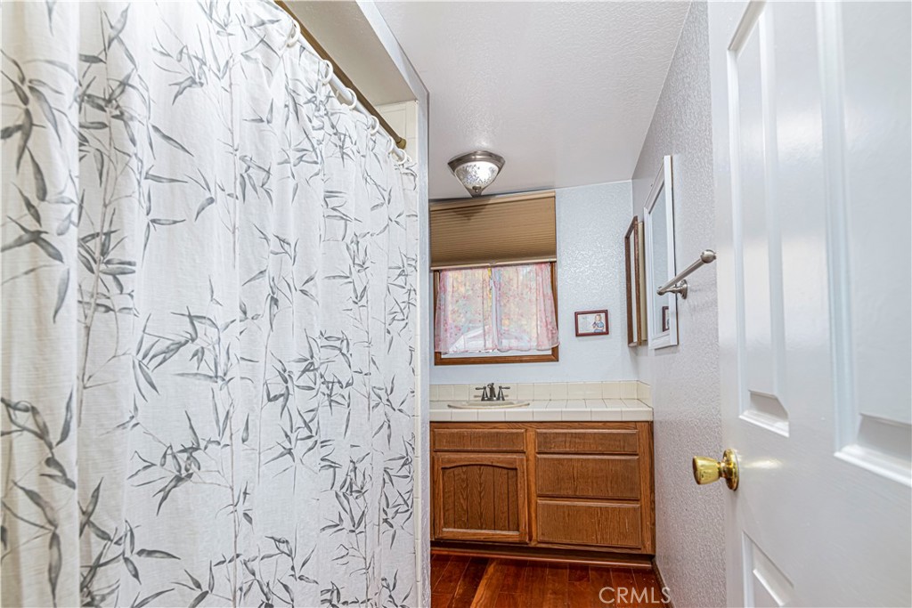 16482 Grand Avenue Property Photo 9
