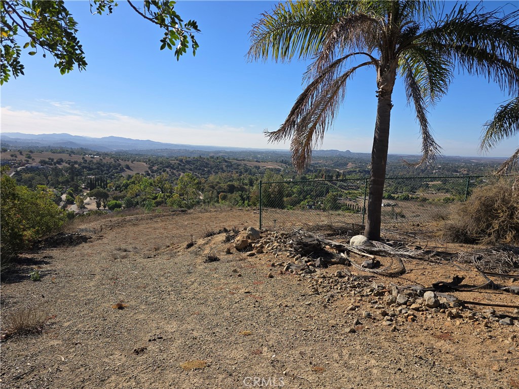1387 Las Vistas Road Property Photo 7