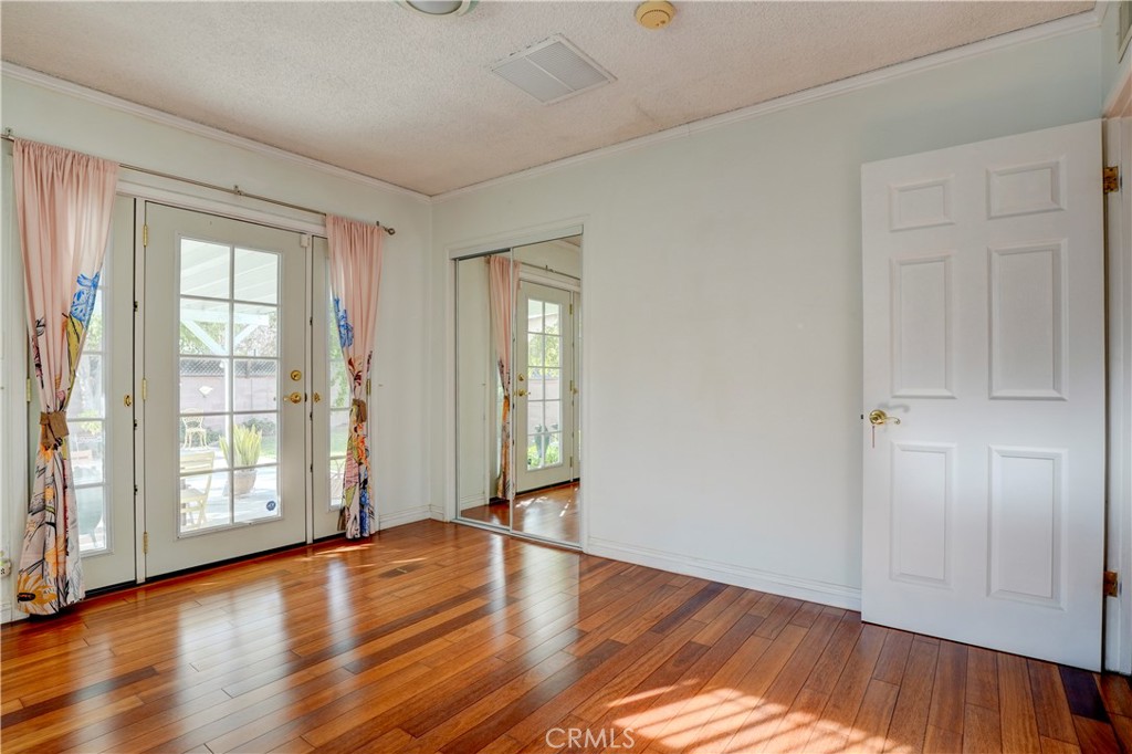 7115 Park Manor Avenue Property Photo 40