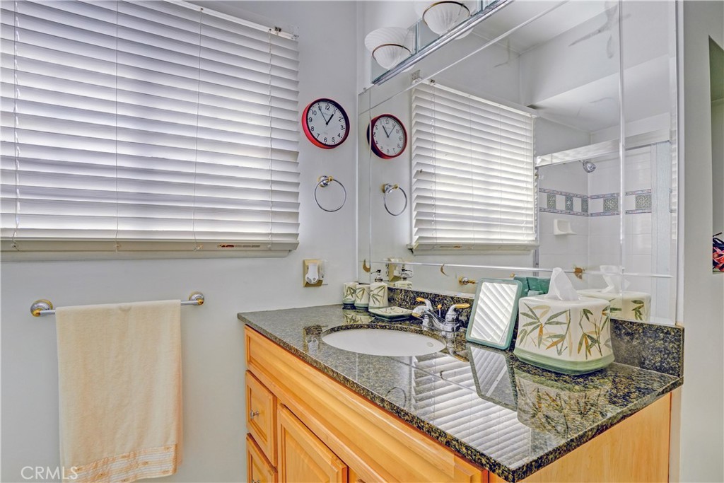 7115 Park Manor Avenue Property Photo 42