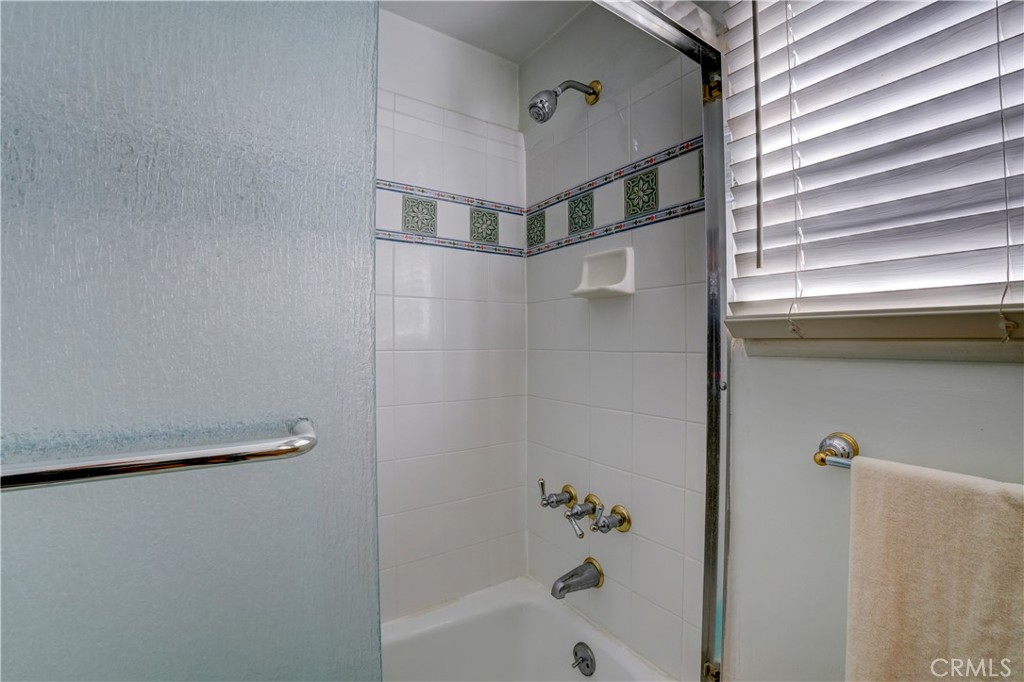 7115 Park Manor Avenue Property Photo 44