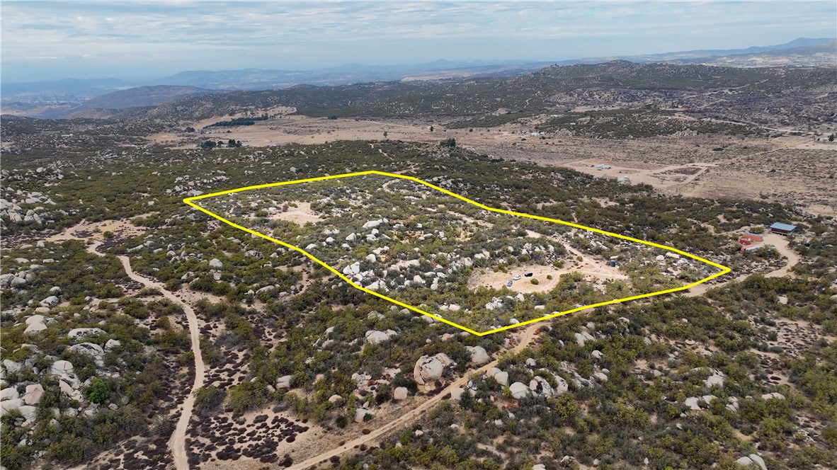 12 Sycamore Springs Road Property Photo 1