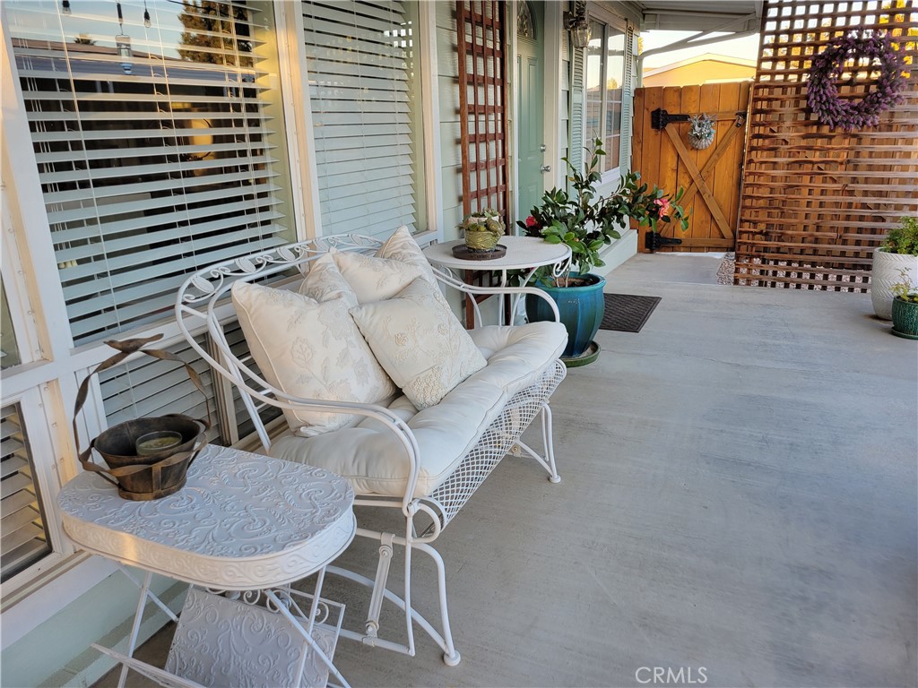 38195 Via Taffia Property Photo 5