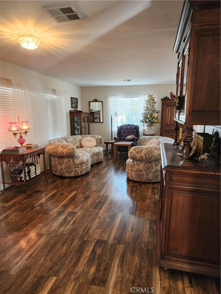 38195 Via Taffia Property Photo 8