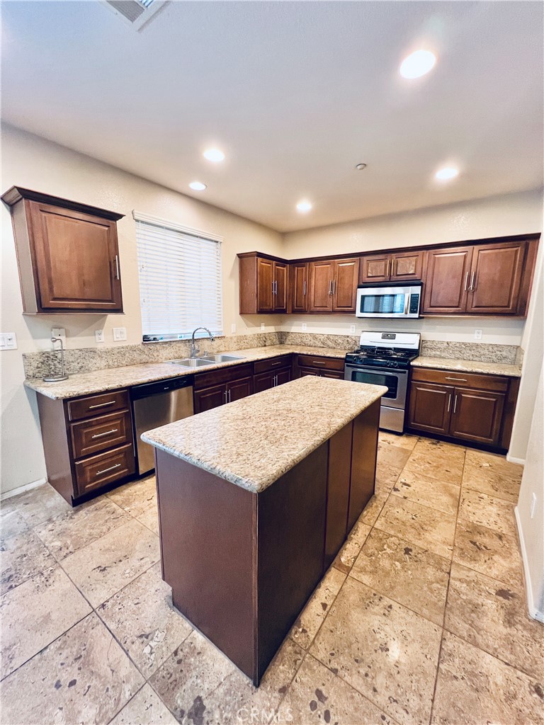 18284 Laguna Place Property Photo 1
