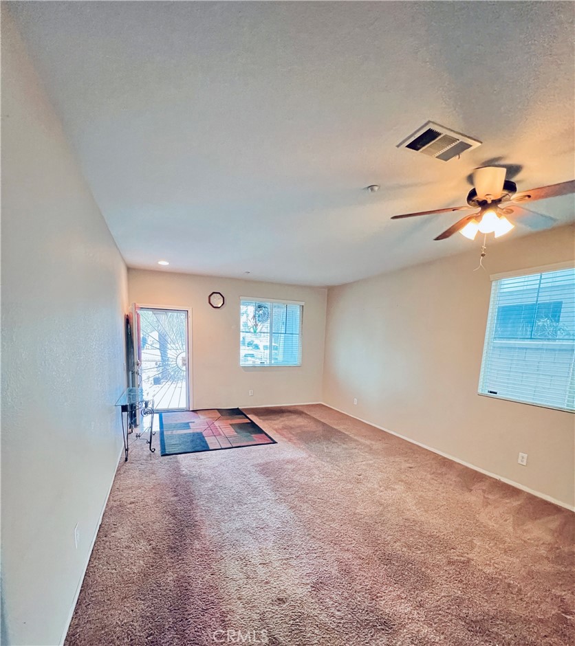 18284 Laguna Place Property Photo 4