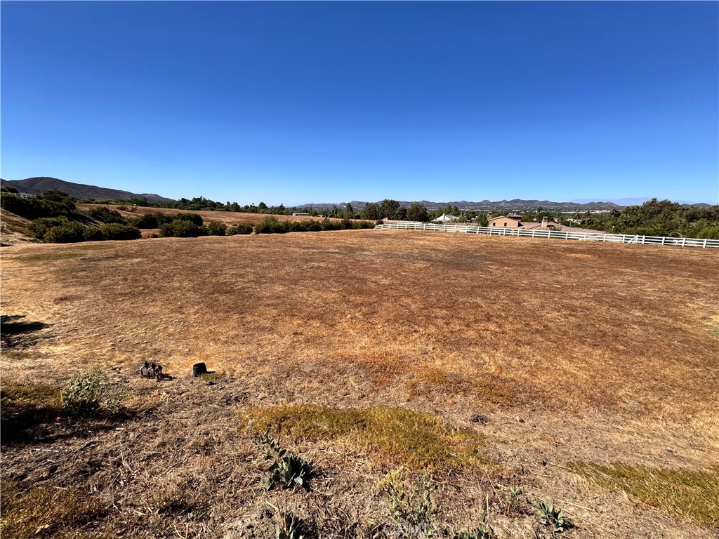 42782 Calle Ortega Property Photo 4