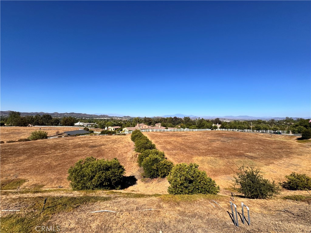 42782 Calle Ortega Property Photo 6