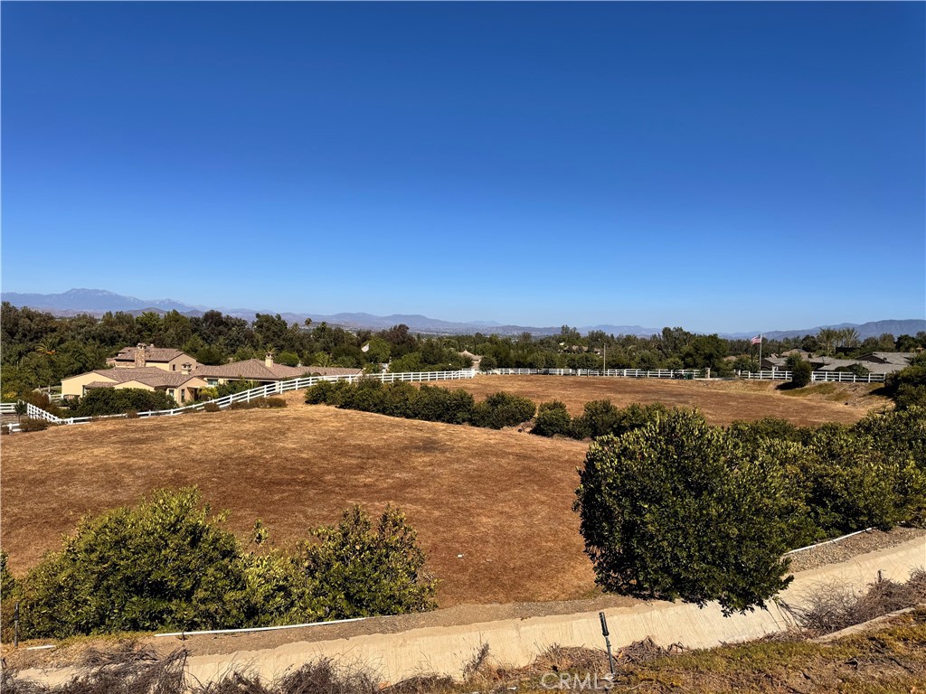 42782 Calle Ortega Property Photo 8