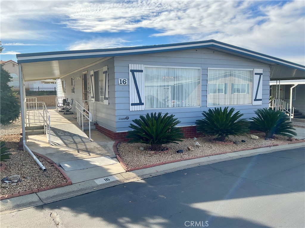 35218 Fir Avenue 16 Property Photo 1