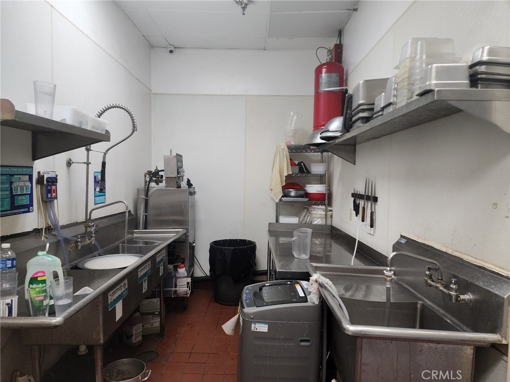25060 Hancock Avenue Property Photo 7