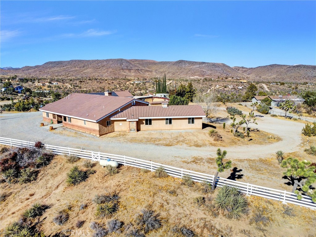 5040 Brisbane Avenue Property Photo 1