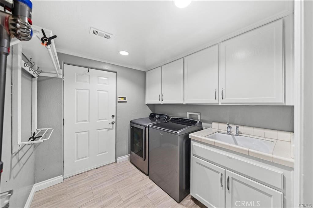 39174 Marcus Drive Property Photo 10