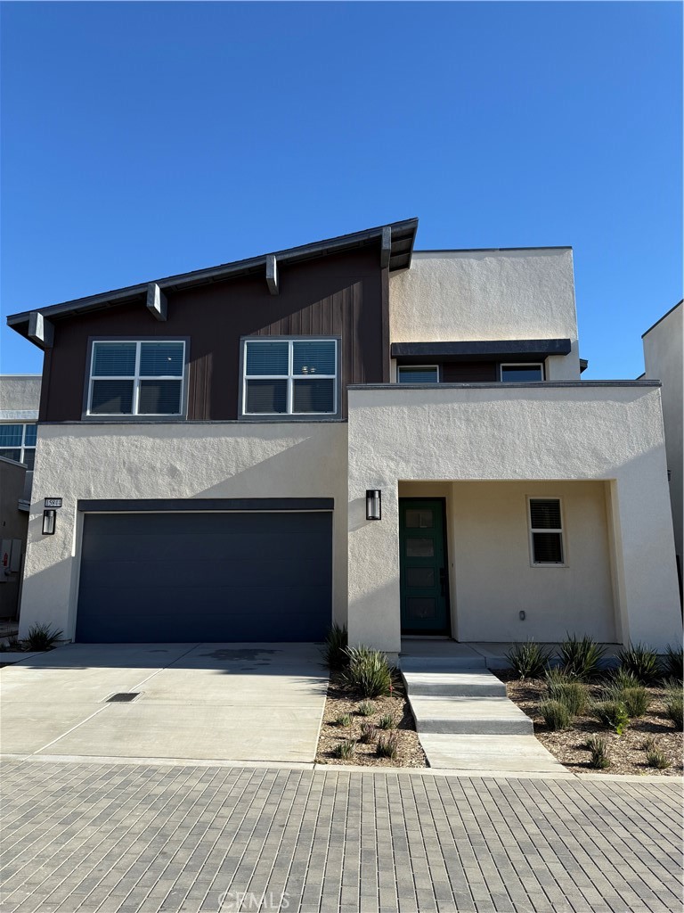 15844 Caterpillar Dr Property Photo 1