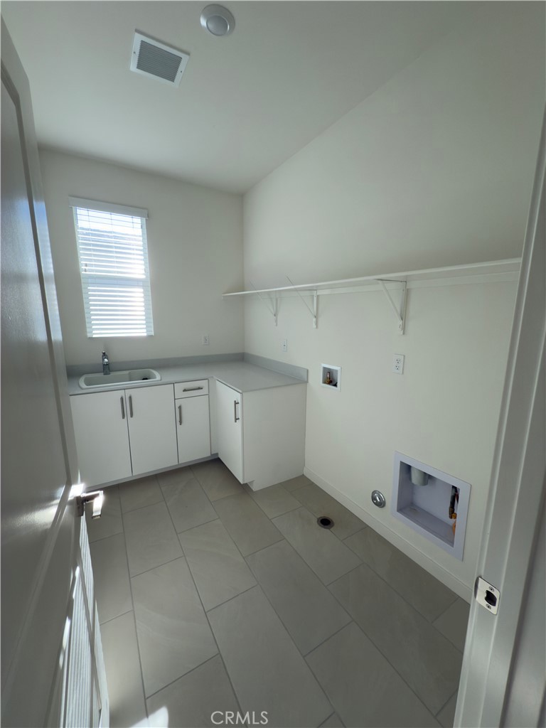 15844 Caterpillar Dr Property Photo 12