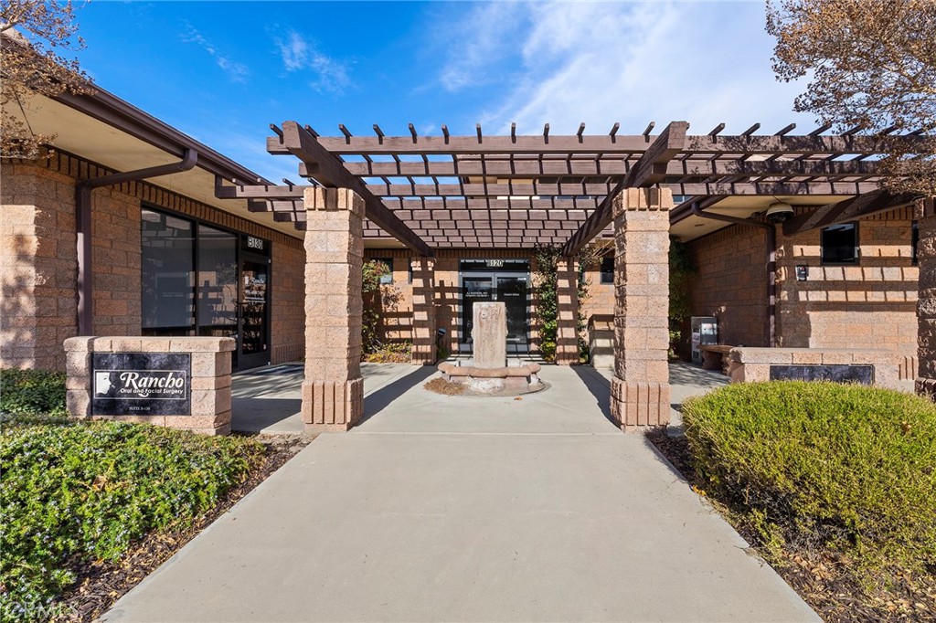 39755 Murrieta Hot Sprgs Road Property Photo 2
