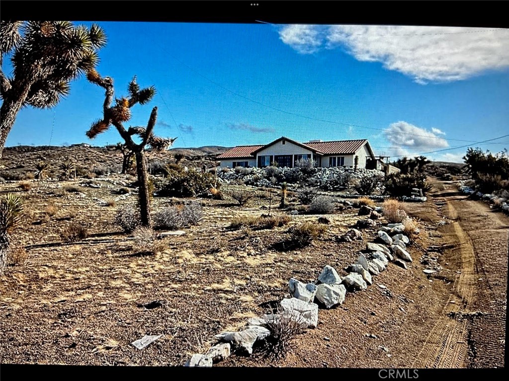 25373 Valley View Road Property Photo 1