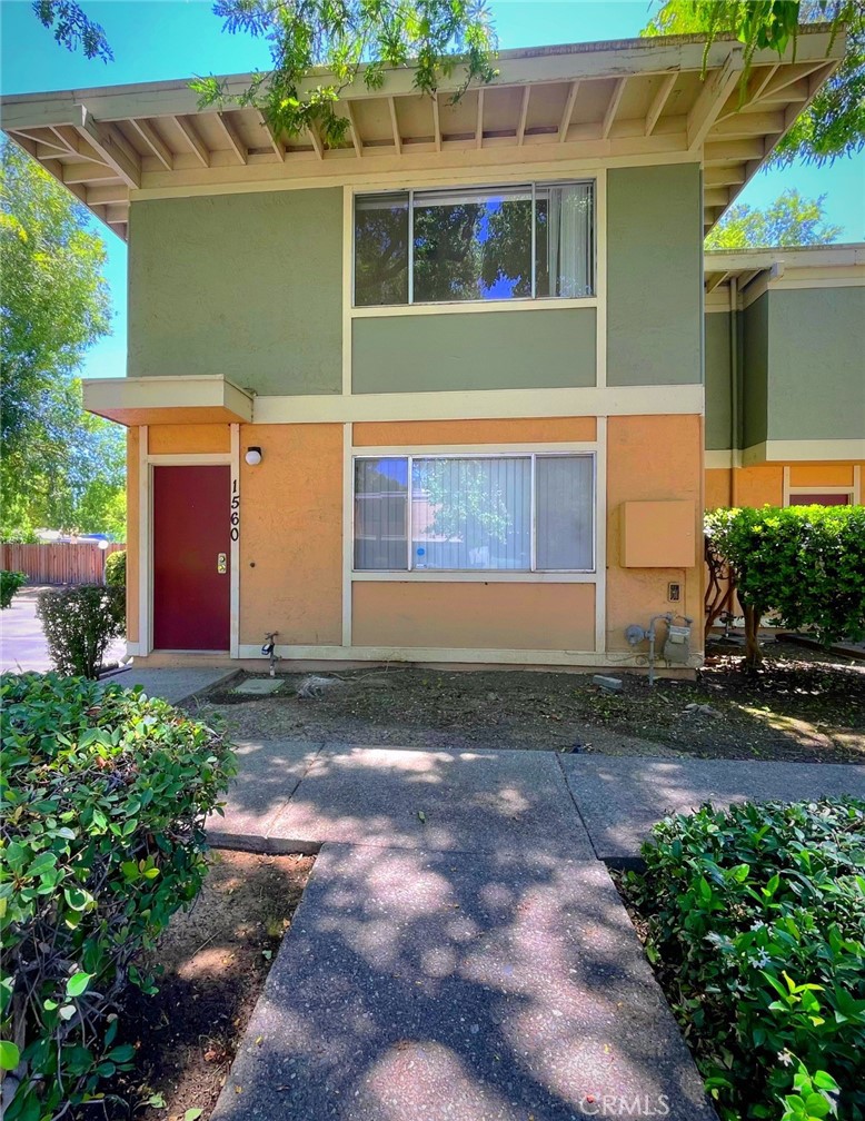 1560 Drake Drive Property Photo 1