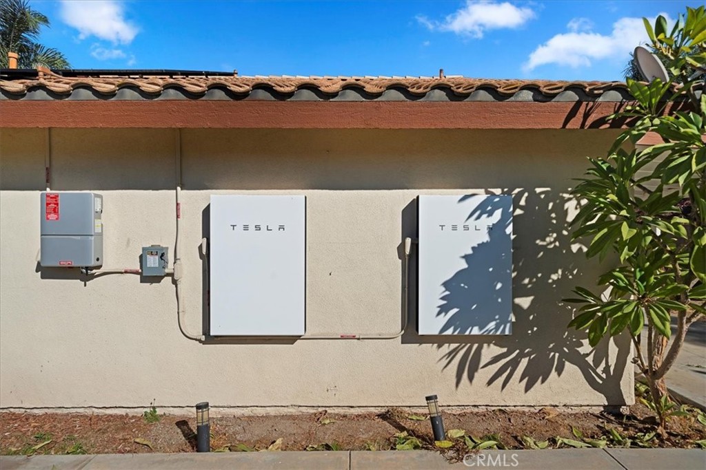 13006 August Circle Property Photo 28