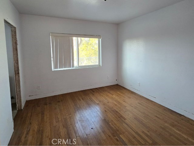 261 E Crescent Avenue Property Photo 12