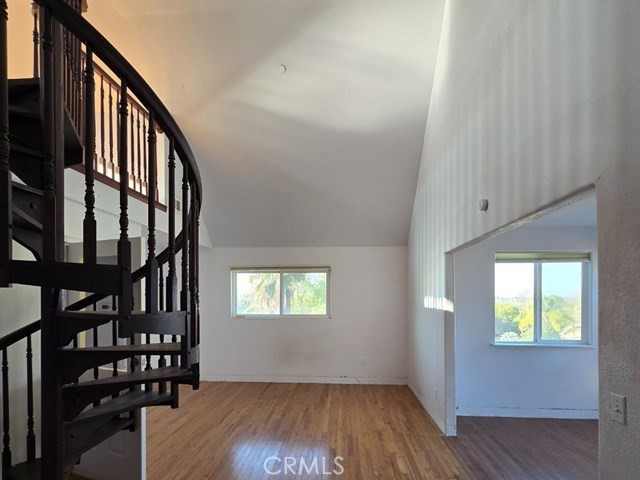 261 E Crescent Avenue Property Photo 15