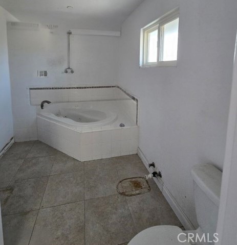 261 E Crescent Avenue Property Photo 20
