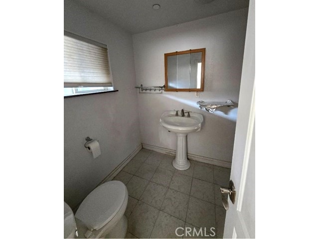 261 E Crescent Avenue Property Photo 22