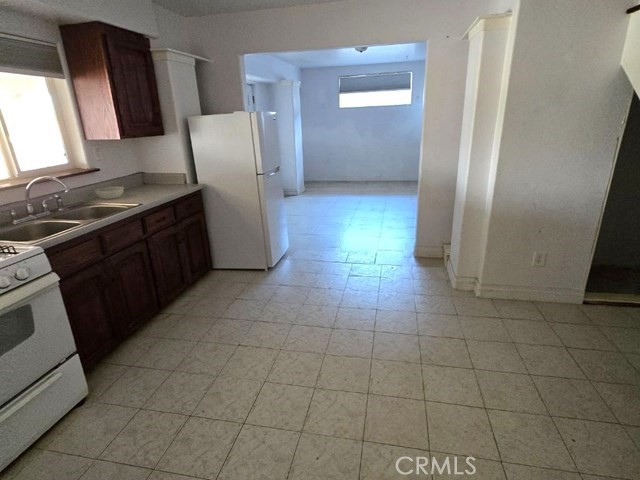 261 E Crescent Avenue Property Photo 26