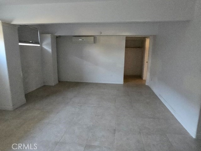 261 E Crescent Avenue Property Photo 28